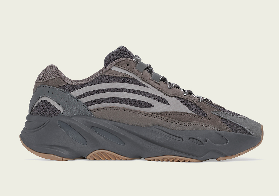 Adidas Yeezy Boost 700 V2 Geode Eg6860 3