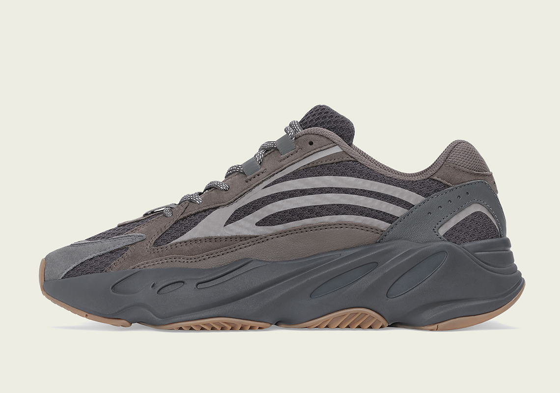 Adidas Yeezy Boost 700 V2 Geode Eg6860 41