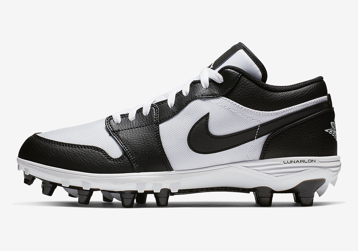 Air Jordan 1 Low Td Football Cleats White Black 2