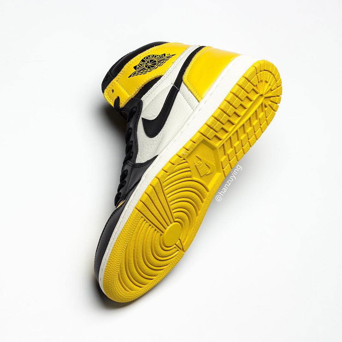 Air Jordan 1 Yellow Toe Ar1020 700 4