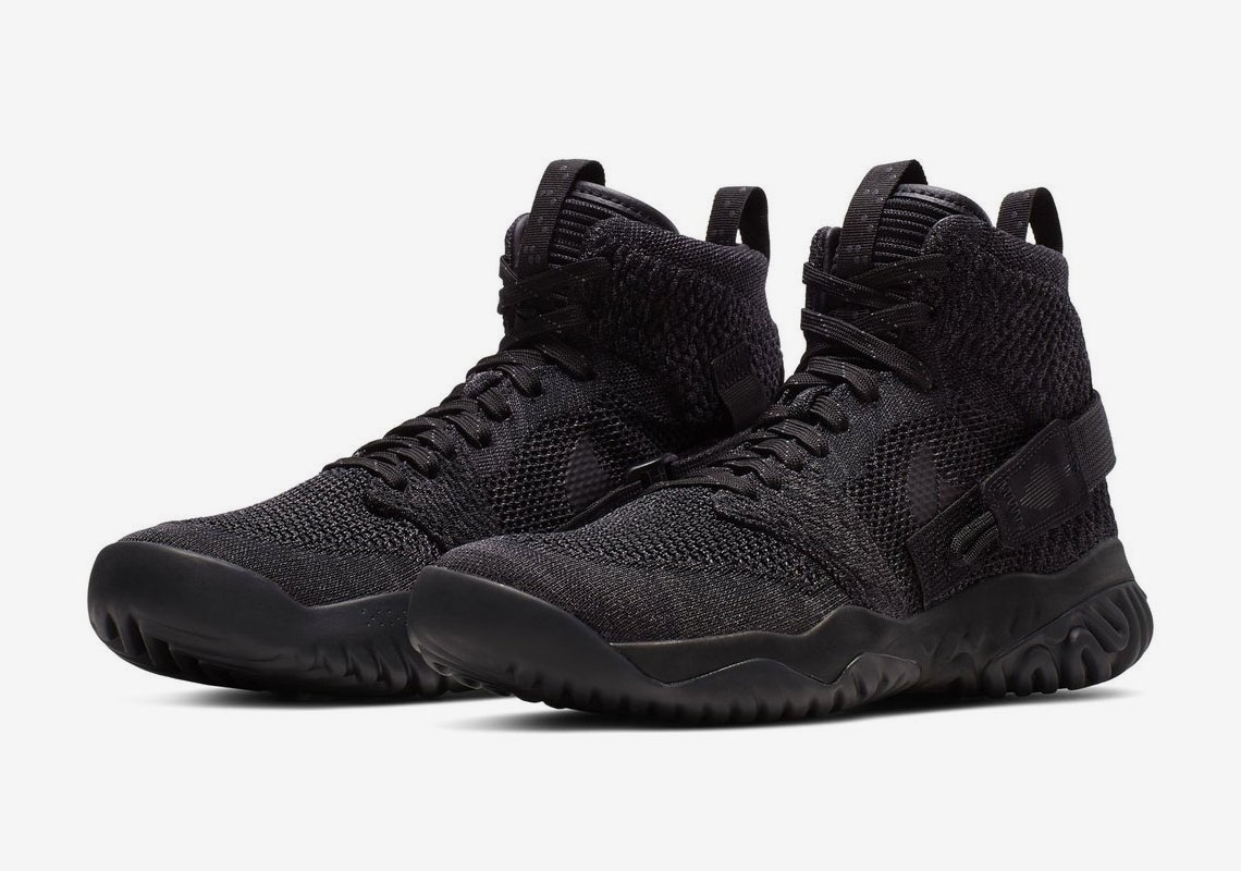 Jordan Apex React "Triple Black" Is Launching Soon