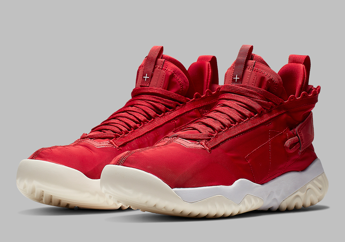 Official Images Of The Jordan Proto React In University Red