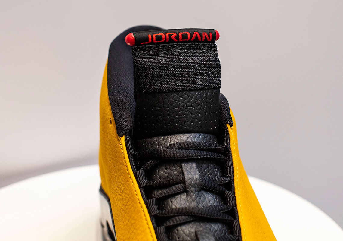 Jordan Xiv University Gold 2