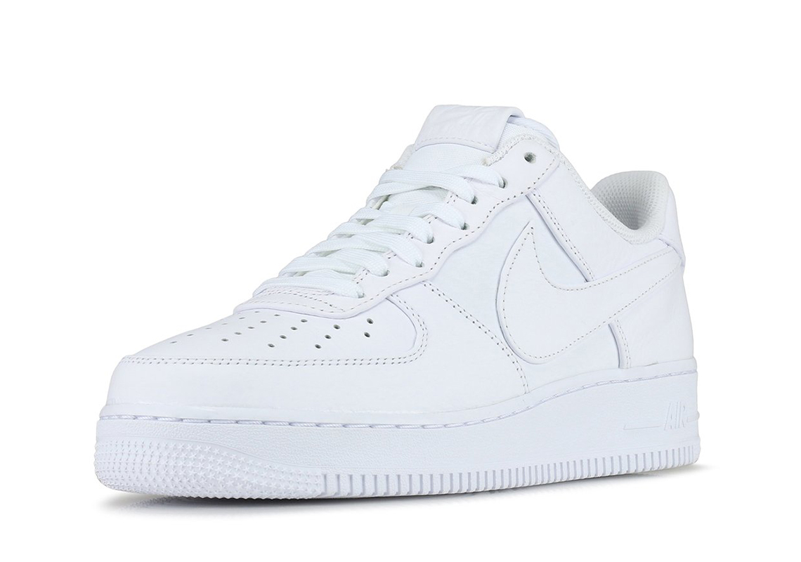 Nike Air Force 1 Low Oversized Swoosh White At4143 103 2