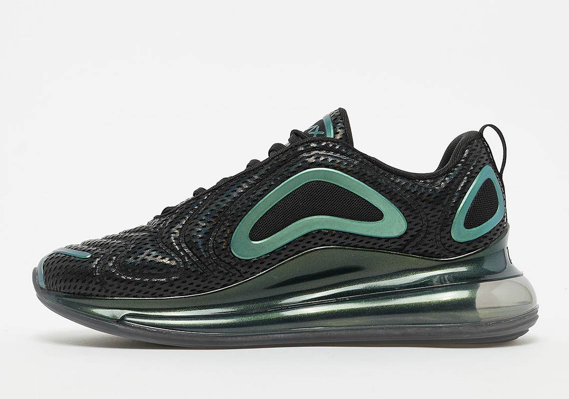 Nike Air Max 720 Throwback Future Store List 3