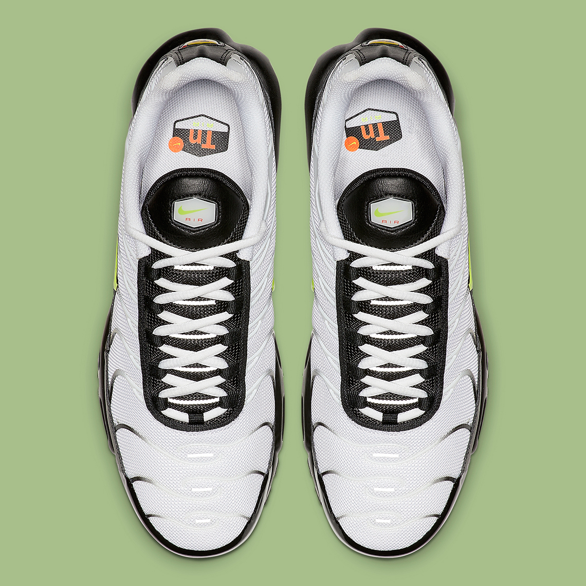 Nike Air Max Plus White Black Volt Aj2013 100 6