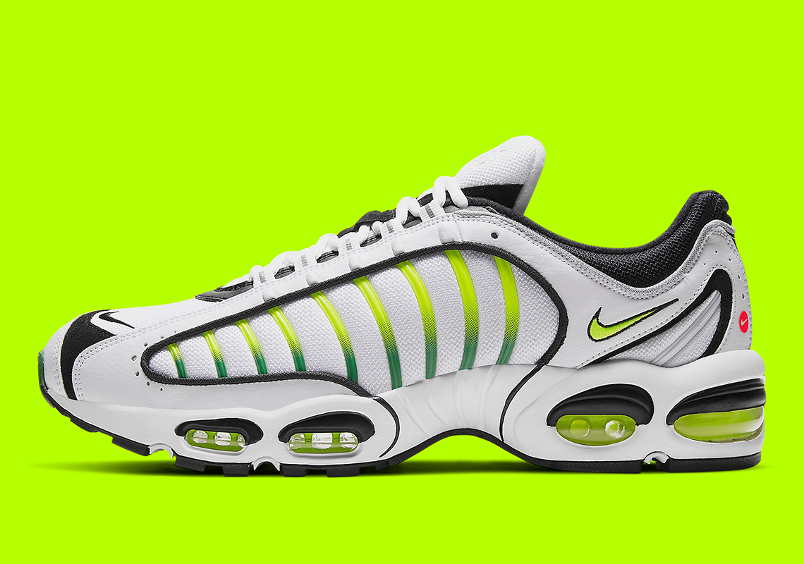 Nike Air Max Tailwind 4 White Volt Black Aq2567 100 6