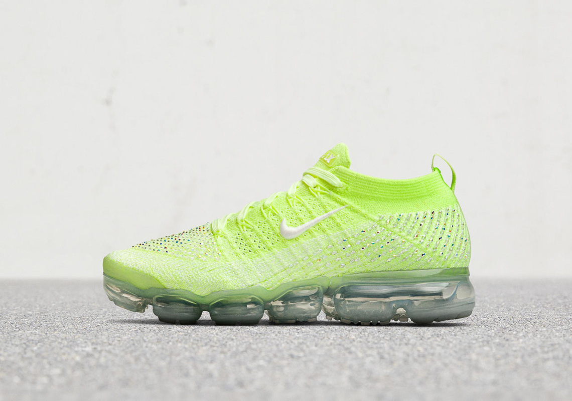 Nike Wmns Summer2019 Vapormax Flyknit 2 Lxx Swarovski