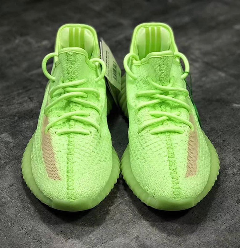 Adidas Yeezy Boost 350 V2 Volt Gitd Glow In The Dark 3