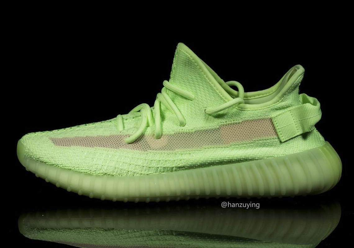 Adidas Yeezy Boost 350v2 Glow 10