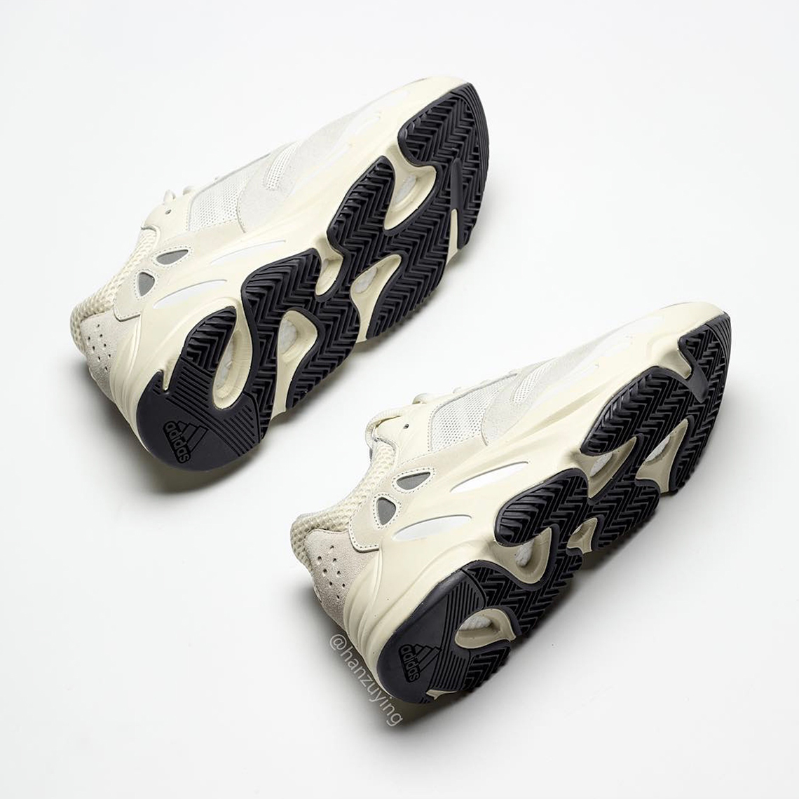 Adidas Yeezy Boost 700 Analog Eg7596 11