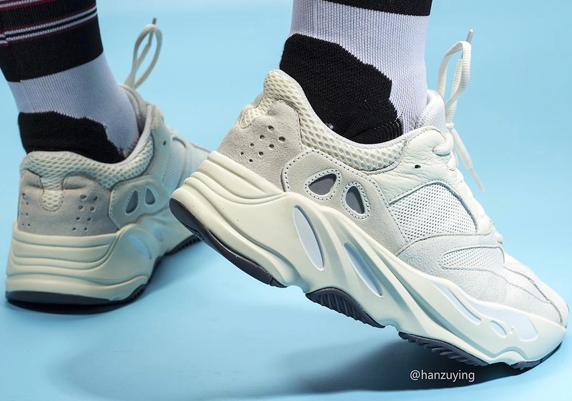 Adidas Yeezy Boost 700 Analog Eg7596 15