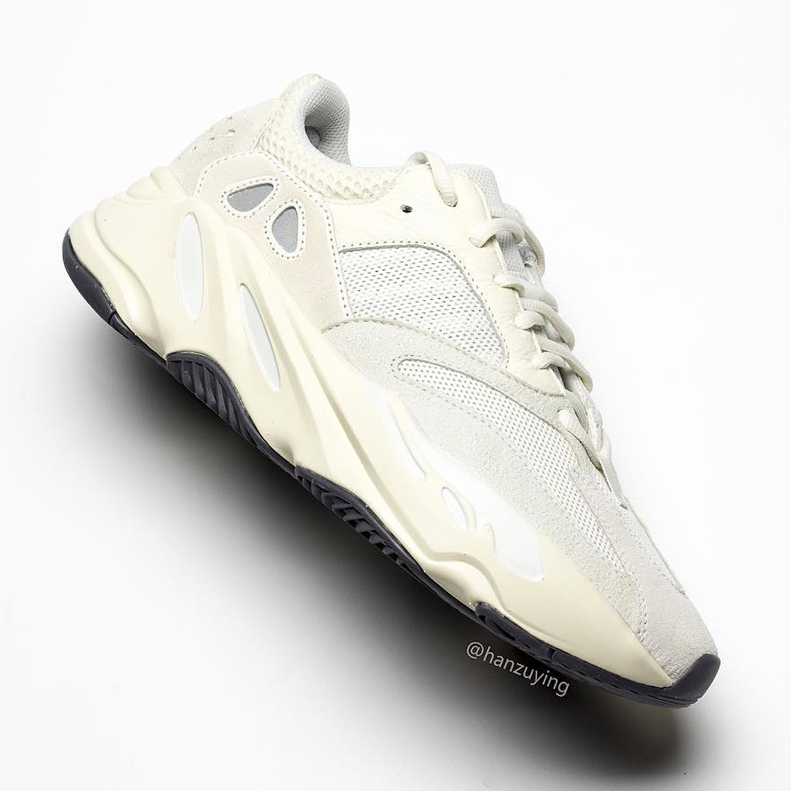 Adidas Yeezy Boost 700 Analog Eg7596 6