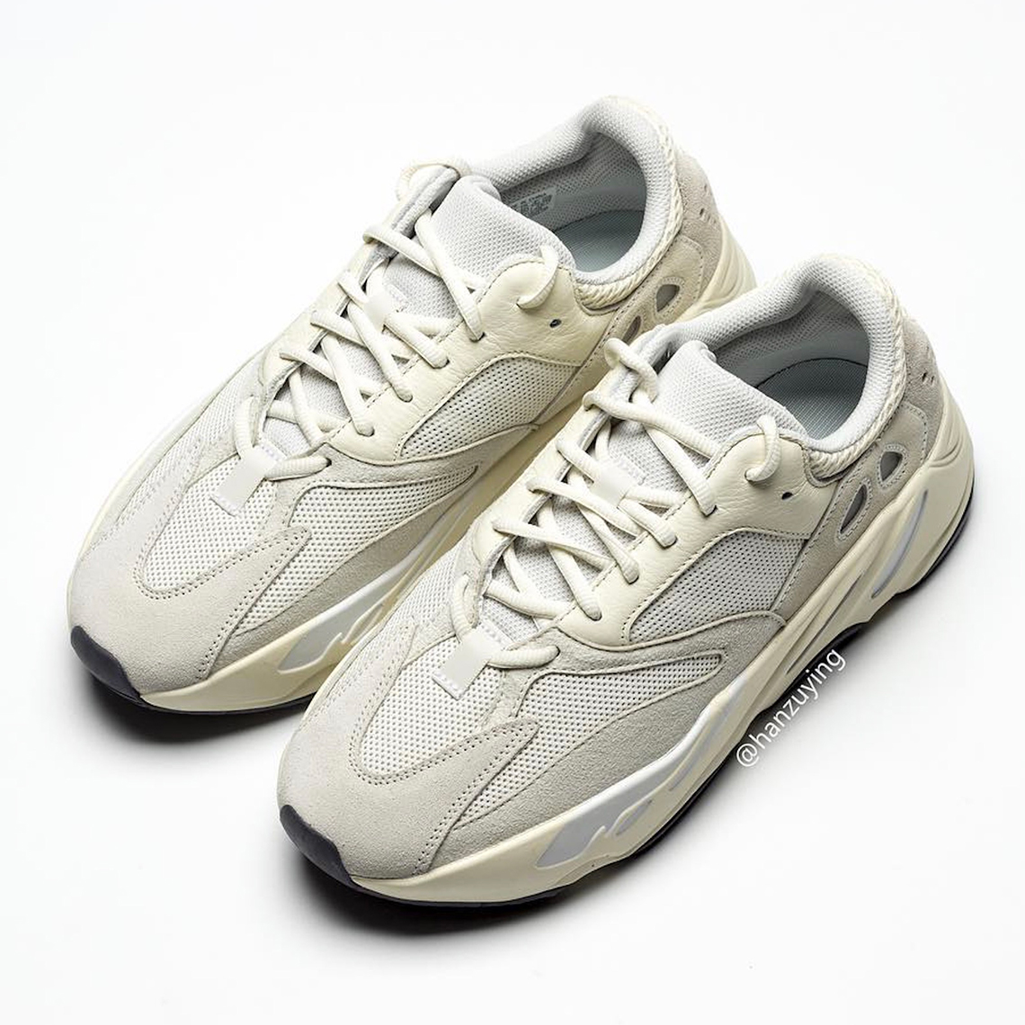 Adidas Yeezy Boost 700 Analog Eg7596 7