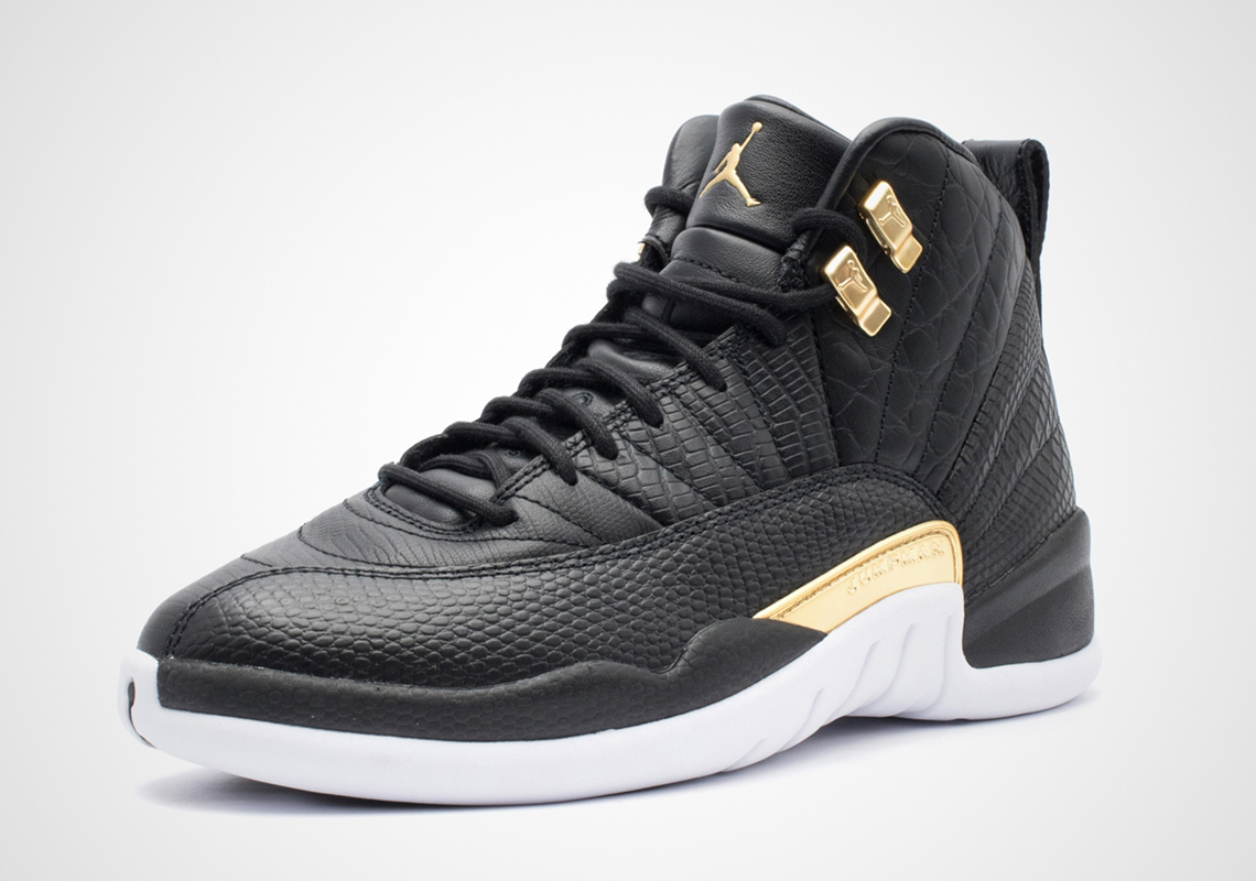 Air Jordan 12 Snakeskin Womens Ao6068 007 Store List 2