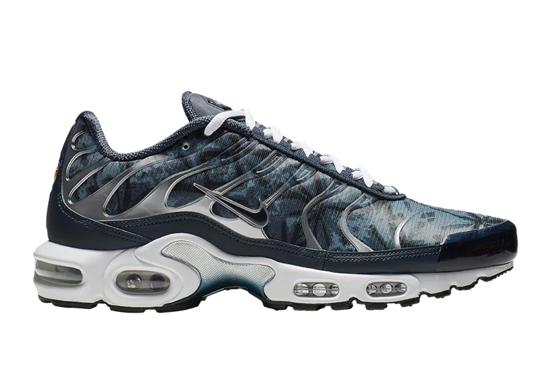 Nike Air Max Plus Palm Pack Navy Grey 5