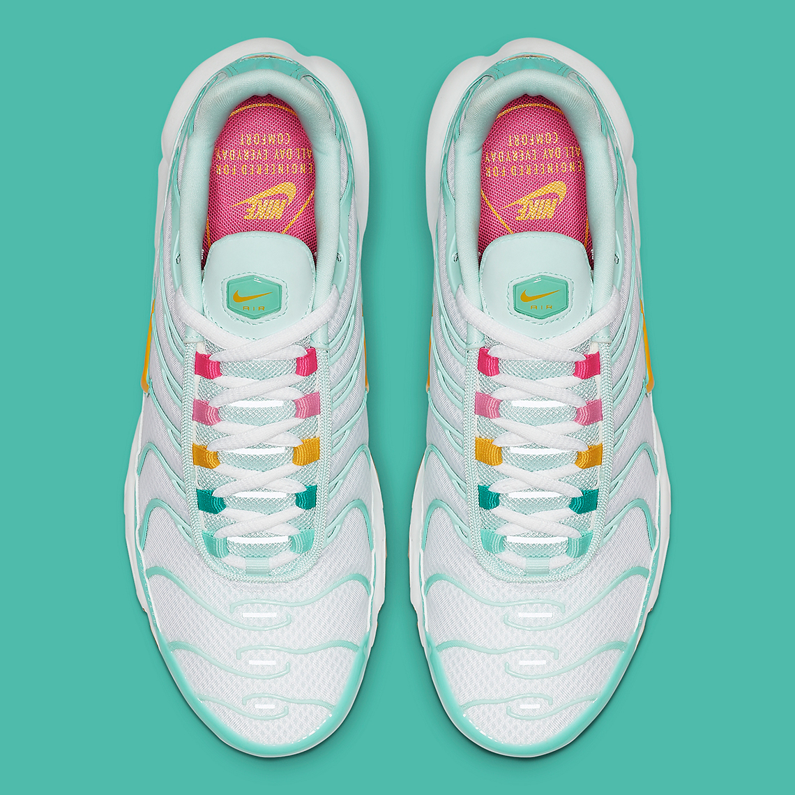 Nike Air Max Plus Womens Easter Cj9925 300 1