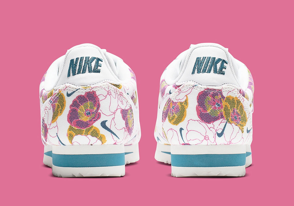 Nike Cortez Wmns Floral Pack White Av1338 100 1