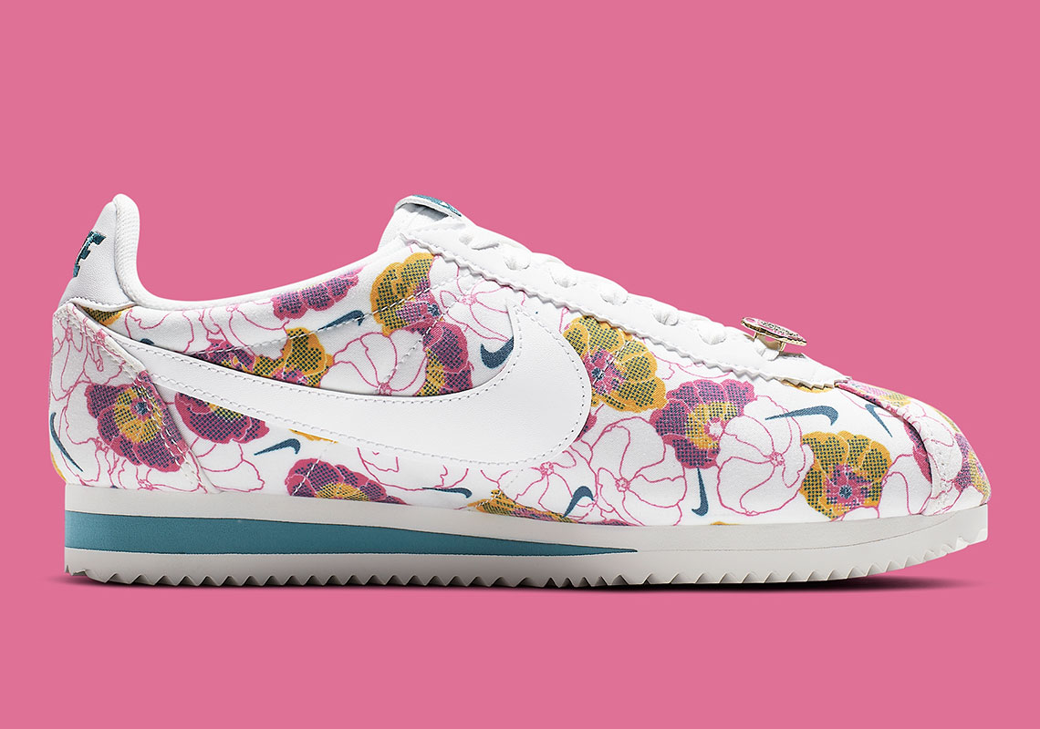 Nike Cortez Wmns Floral Pack White Av1338 100 2