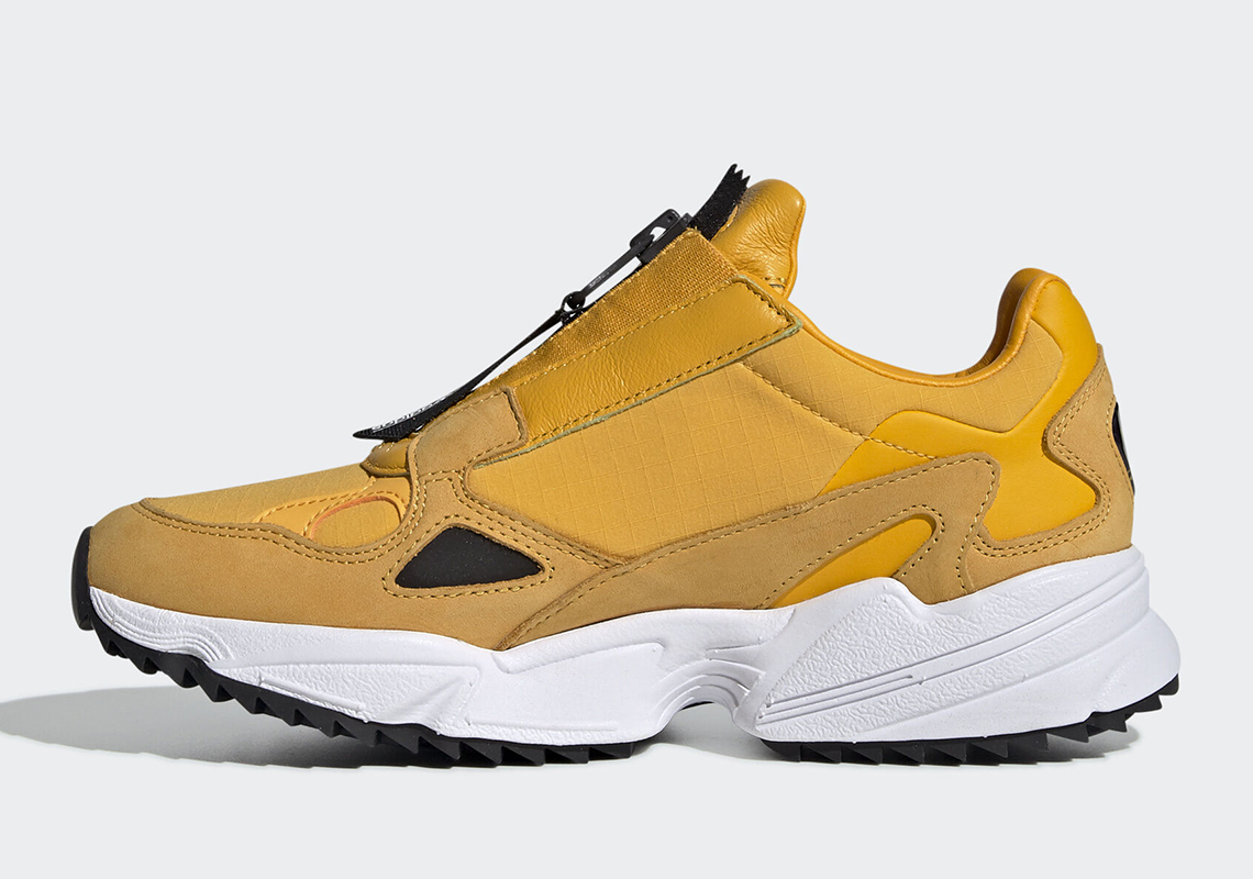 Adidas Falcon Zip Gold Black Ee5113 1