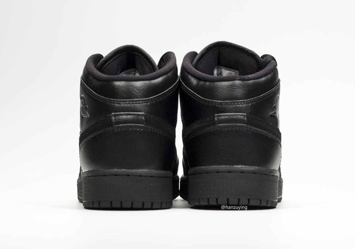 Air Jordan 1 Mid Triple Black 554725 090 2