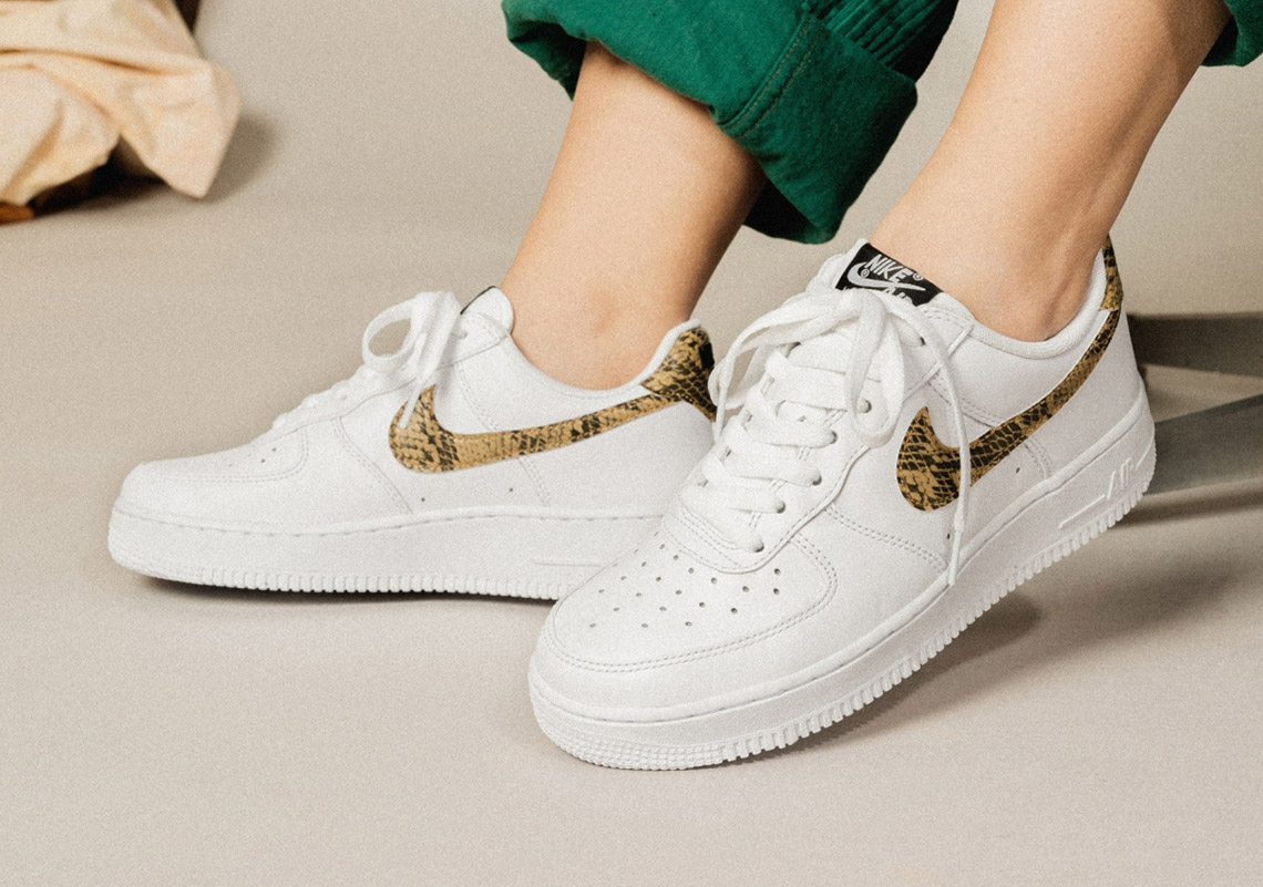 Nike Air Force 1 Ivory Snake Ao1635 100 3