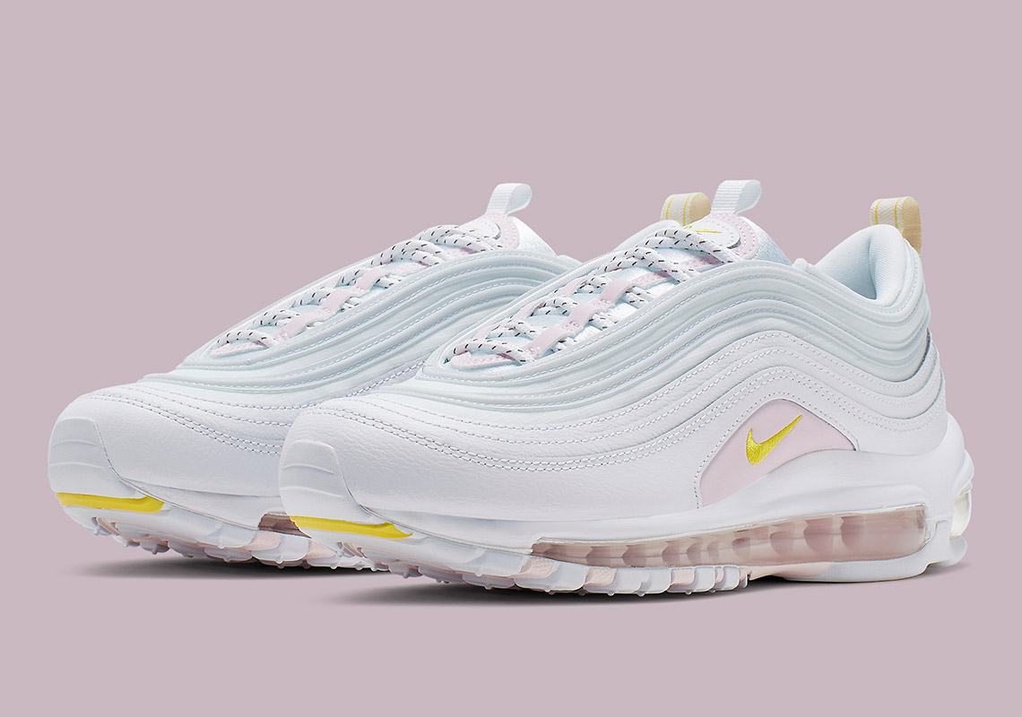 This Women's Exclusive Nike Air Max 97 Adds Another Seasonal Touch To The Rotation