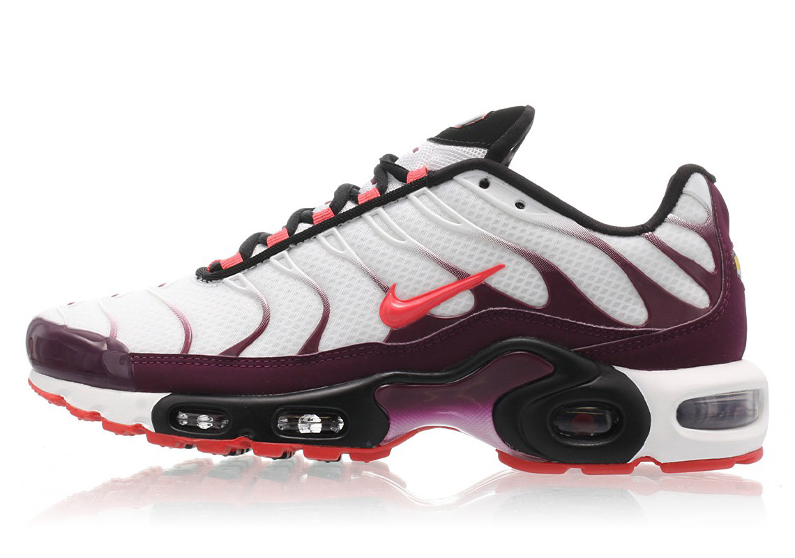 Nike Air Max Plus Cd7061 101 1