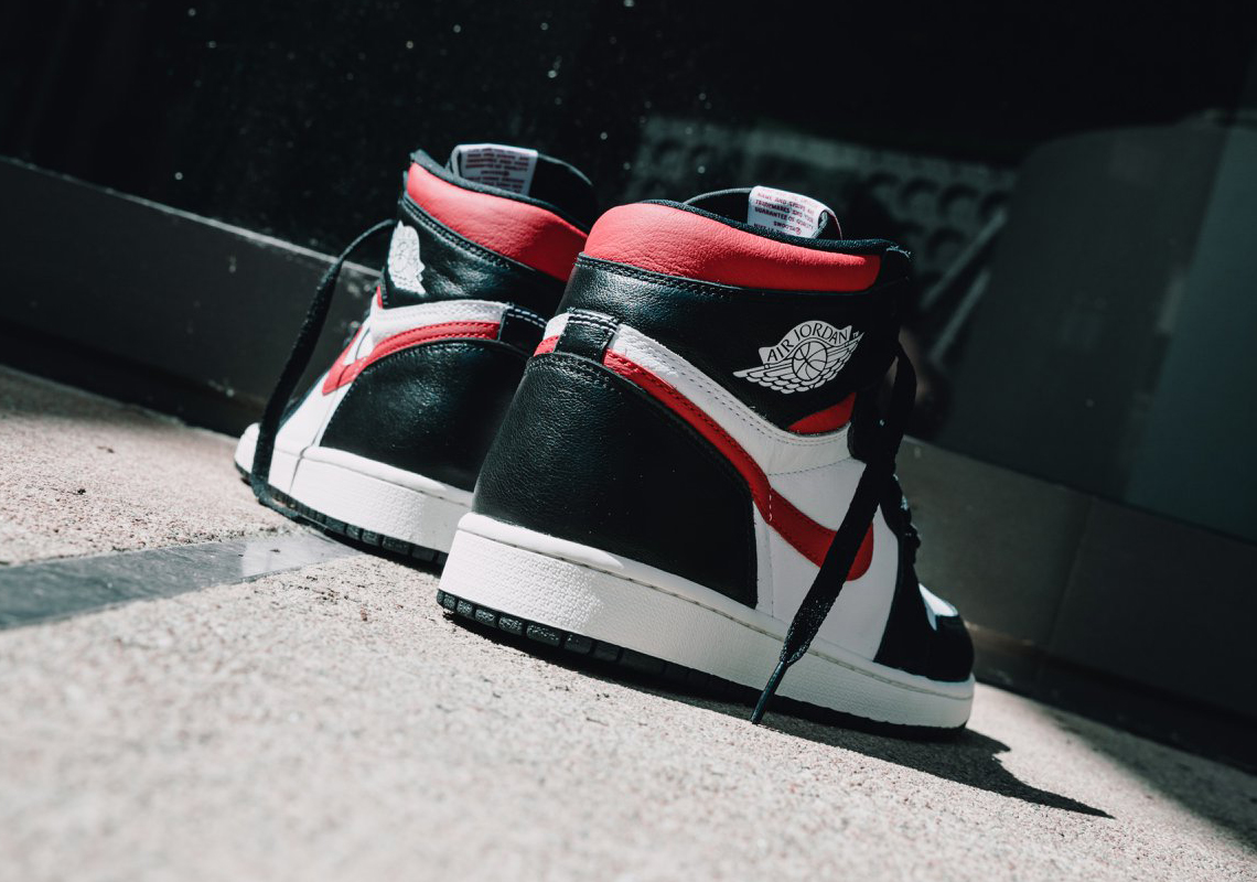 555088 061 Air Jordan 1 Gym Red 3