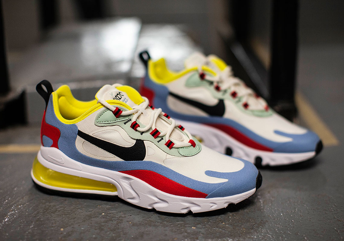 Nike Air Max 270 React Wmns At6174 002 1