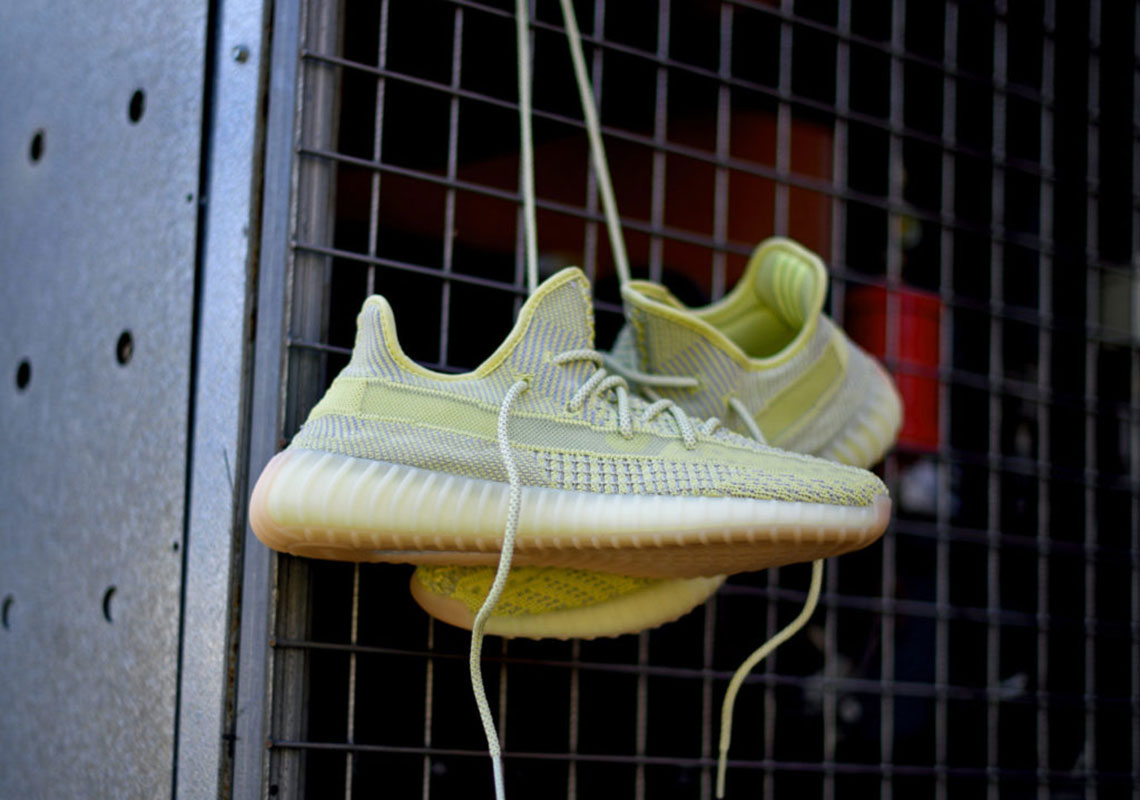 Adidas Yeezy 350 V2 Antlia Fv3250 2