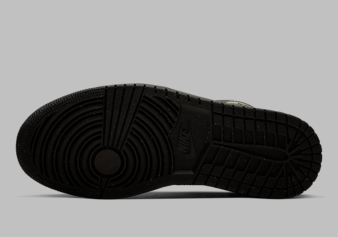 Air Jordan 1 Mid Womens Triple Black Bq6472 003 2