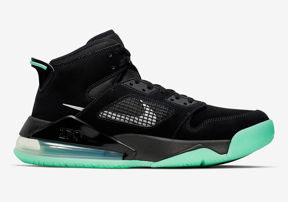 Jordan Mars 270 Black Green Glow Cd7070 003 3