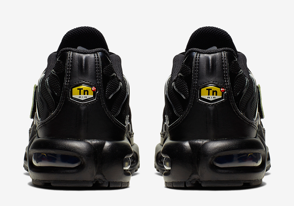 Nike Air Max Plus Black Gold Cj9696 001 1