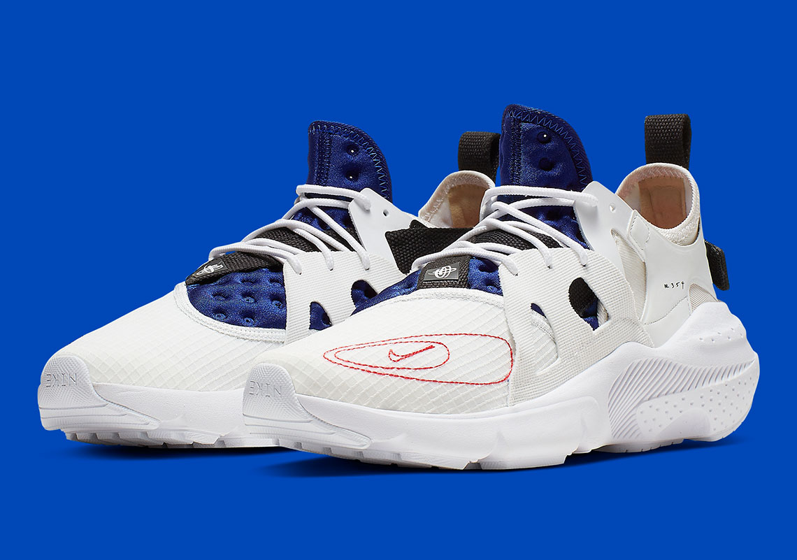 Nike Huarache Type Summit Bq5102 100 4