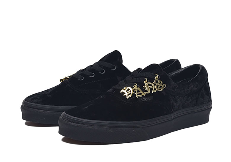 Vans Era Velvet English Pendant Black 1