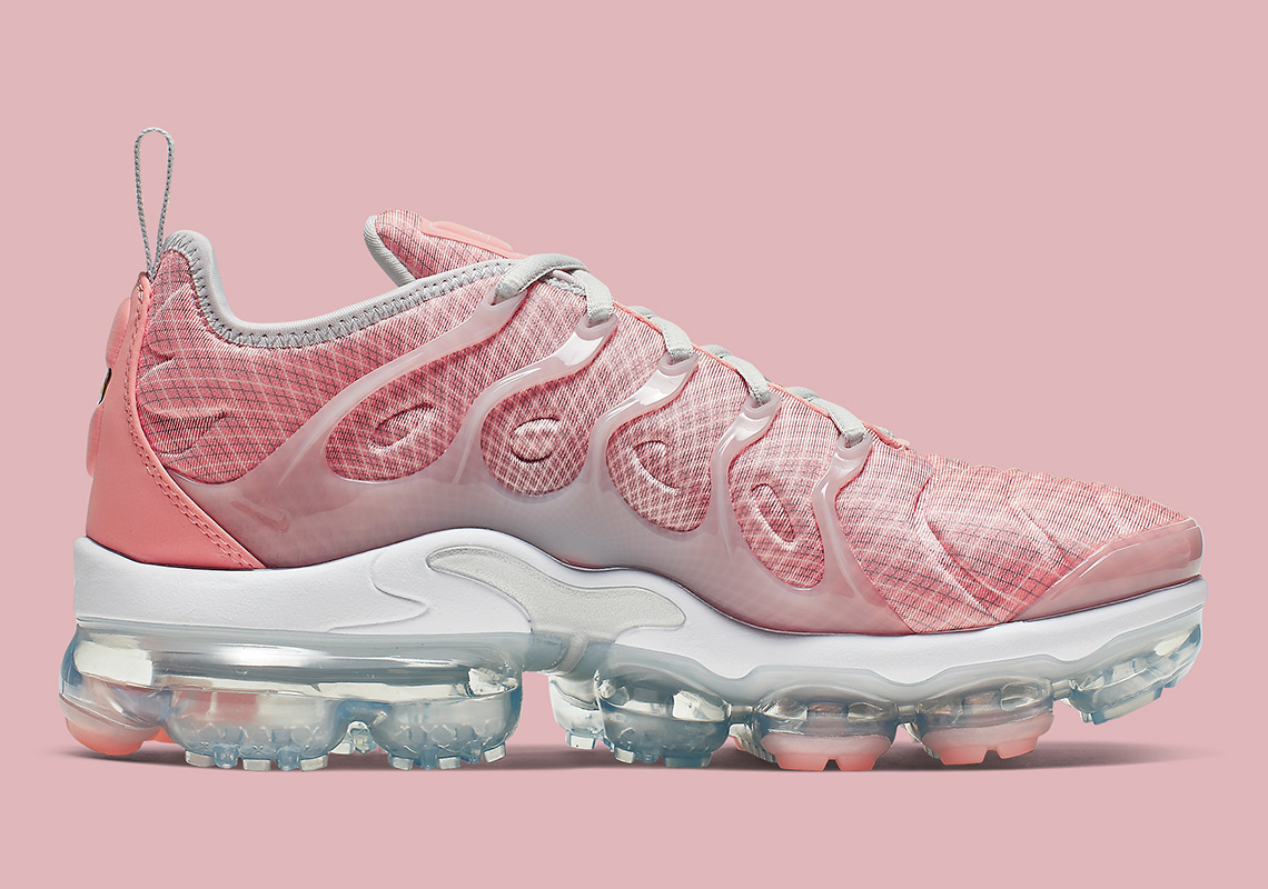 Nike Vapormax Plus Pink Ao4550 603 1