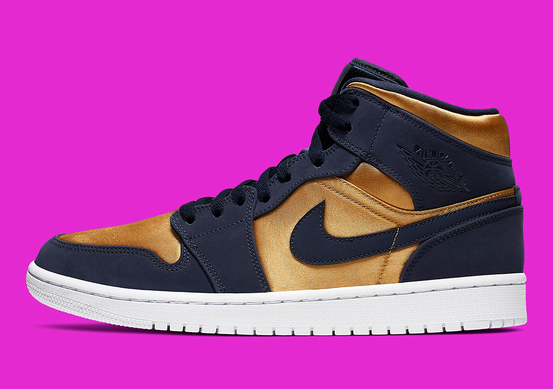 Air Jordan 1 Mid Se Premium Navy Gold 852542 401 3