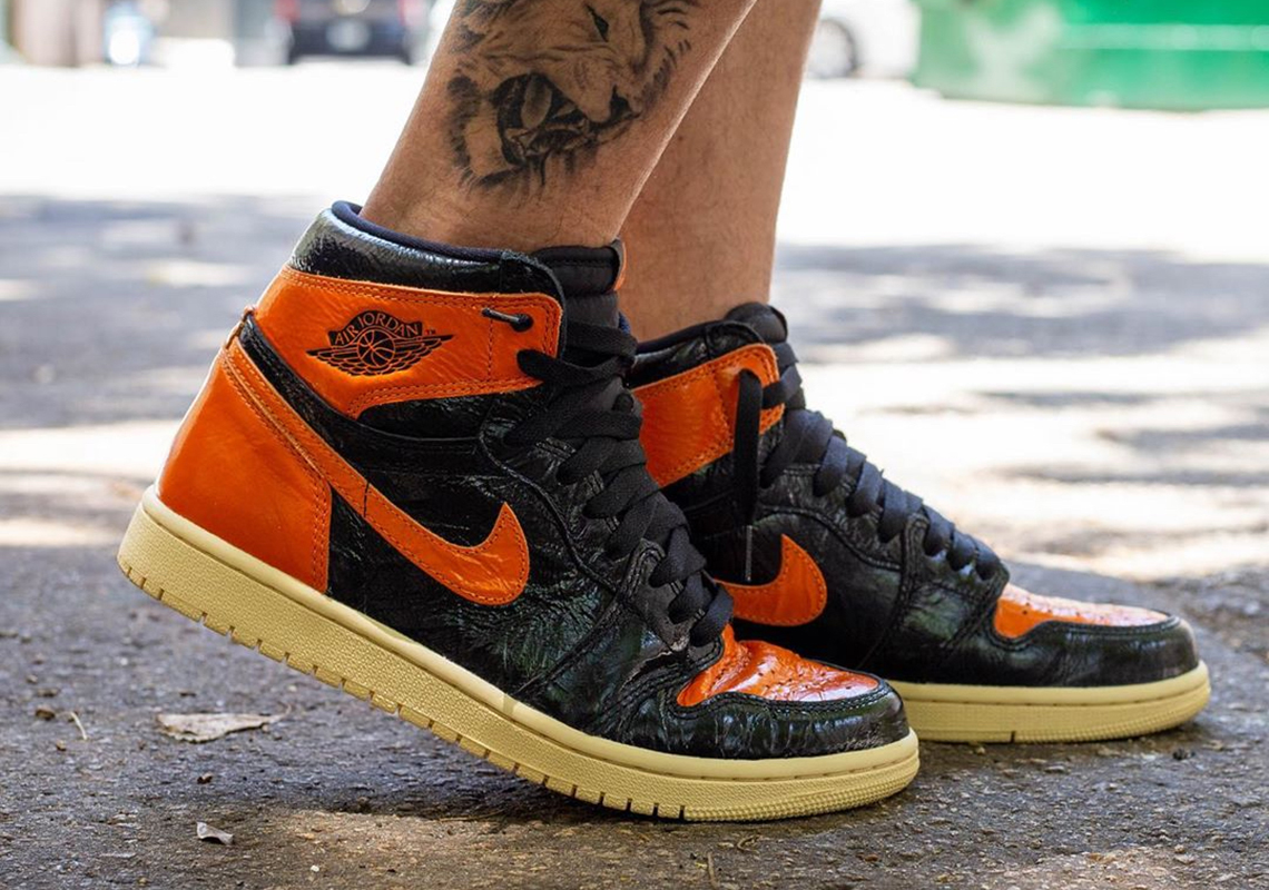 Air Jordan 1 Shattered Backboard 3 0 555088 028 1