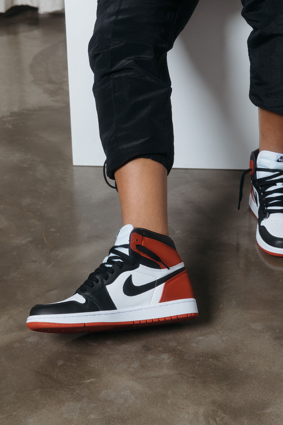 Jordan 1 Satin Black Toe Release Date 2