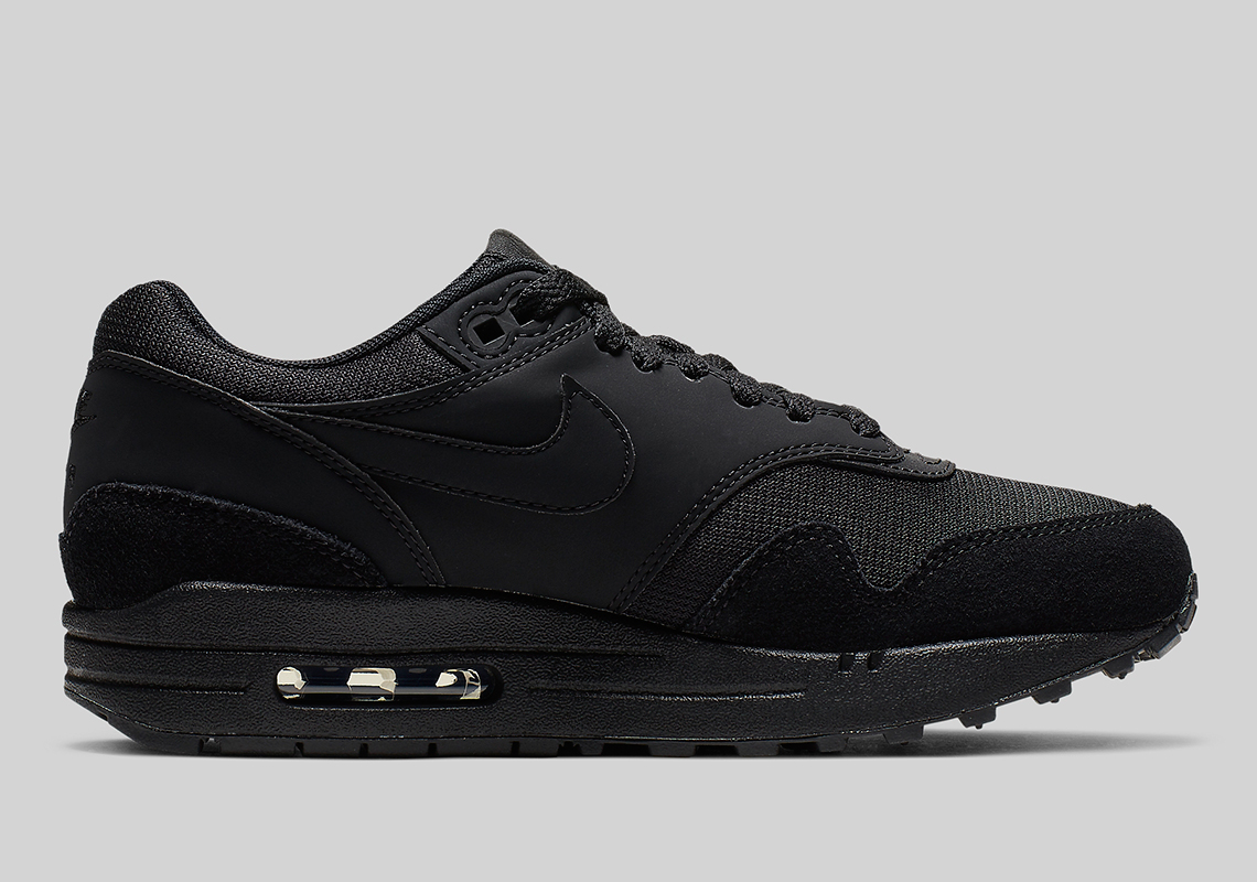 Nike Air Max 1 Triple Black 319986 045 3