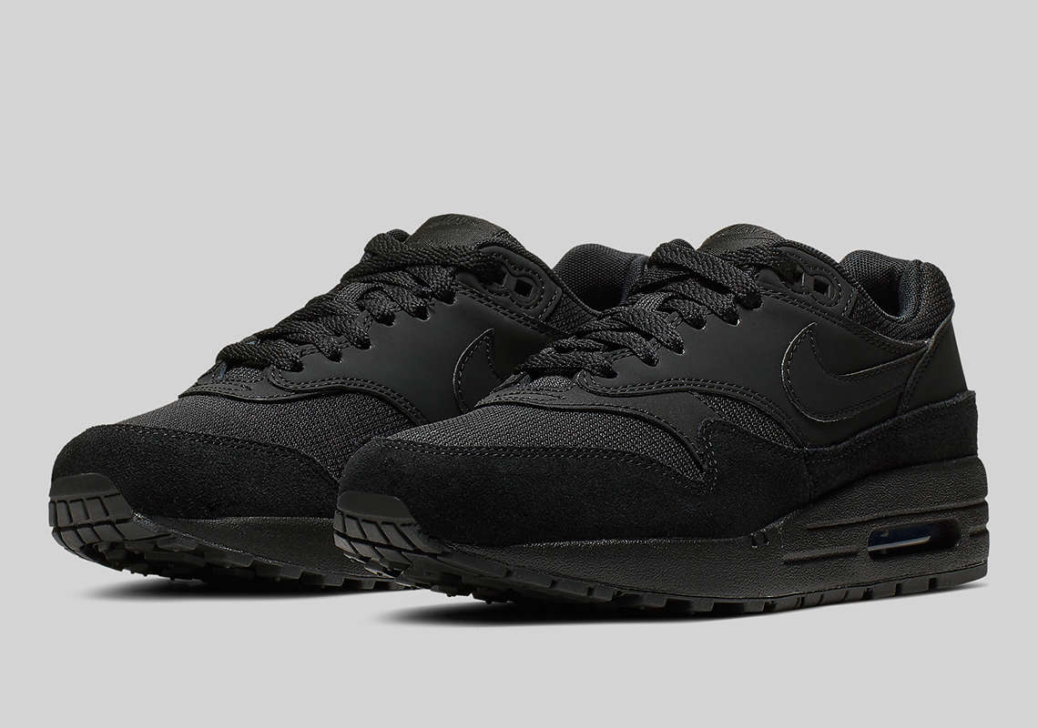 Nike Air Max 1 Triple Black 319986 045 5