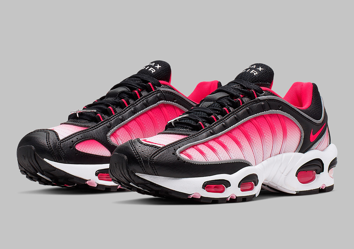 Nike Air Max Tailwind Iv Black Red Orbit Pink Foam Cn9659 001 4