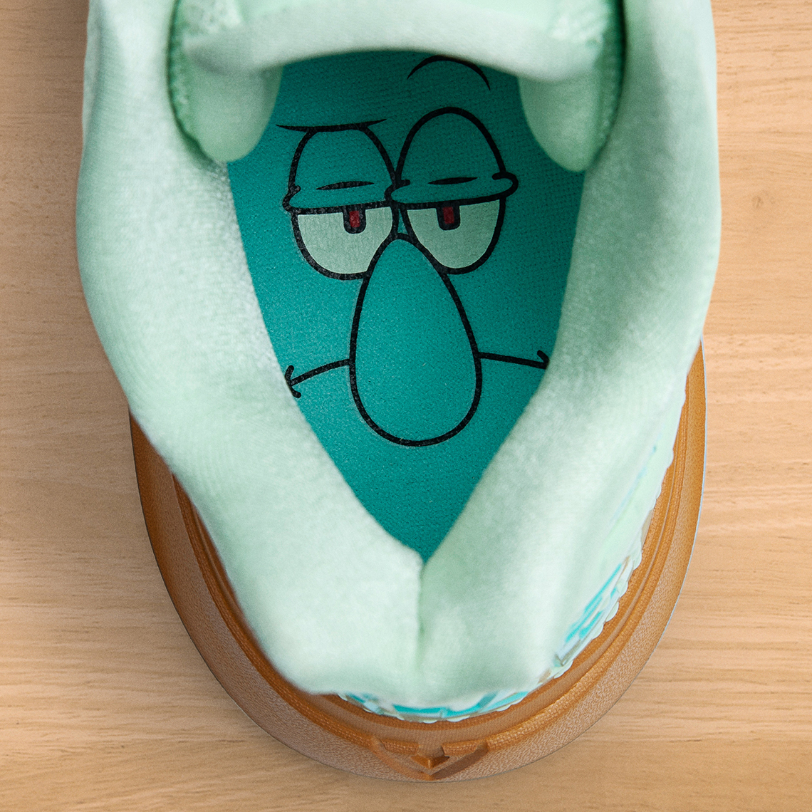 Nike Kyrie 5 Squidward 1