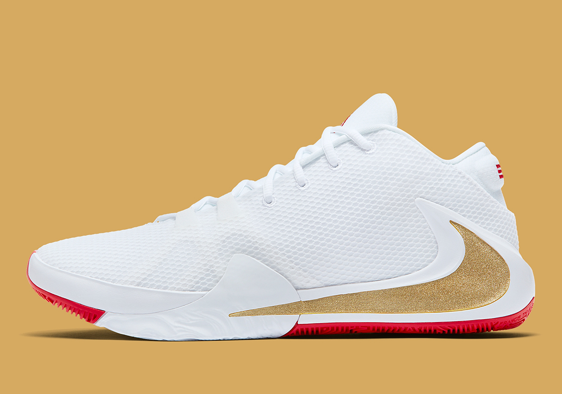 Official Images Of The Nike Zoom Freak 1 "Roses"