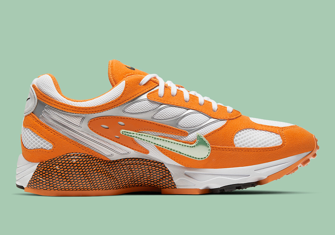 Nike Air Ghost Racer Orange Peel At5410 800 3