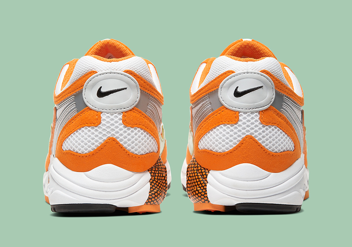 Nike Air Ghost Racer Orange Peel At5410 800 6