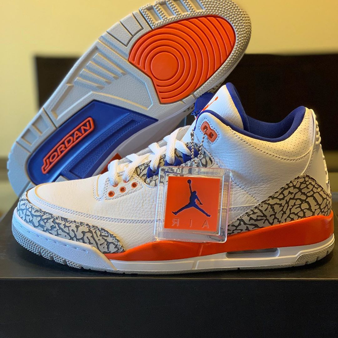 Air Jordan 3 Knicks 136064 148 1