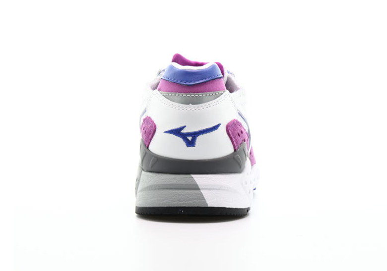 Mizuno Mondo Control Og White Release Info 4