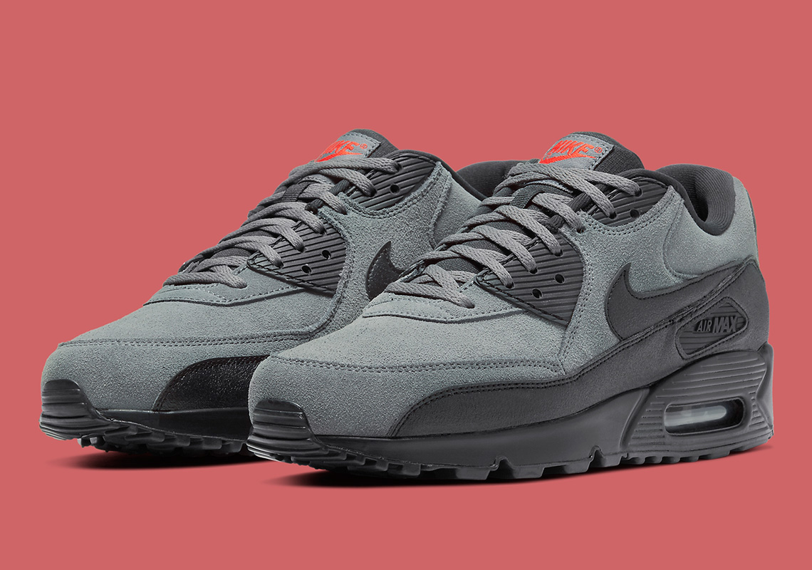 The Nike Air Max 90 Borrows A PSG Style Colorway